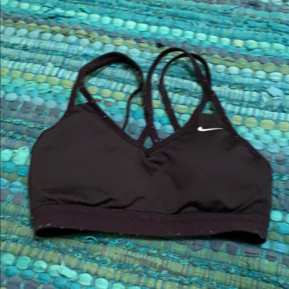 nike bra